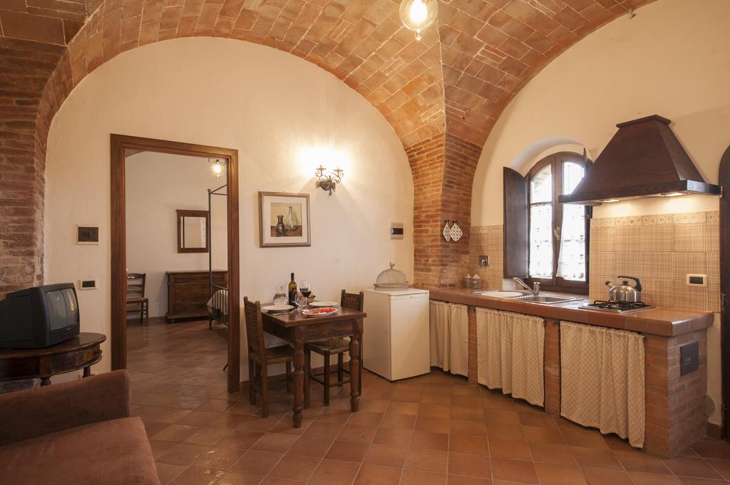 Agriturismo Ragoncino ラヤーティコ 部屋 写真
