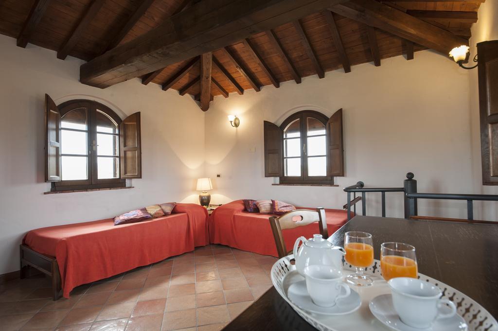 Agriturismo Ragoncino ラヤーティコ 部屋 写真
