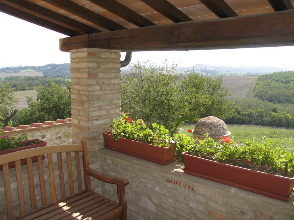 Agriturismo Ragoncino ラヤーティコ エクステリア 写真